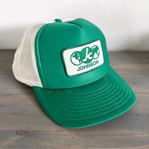 Vintage JC Johnson Mens Green & White Logo Patch Mesh Snapback Trucker Hat Cap